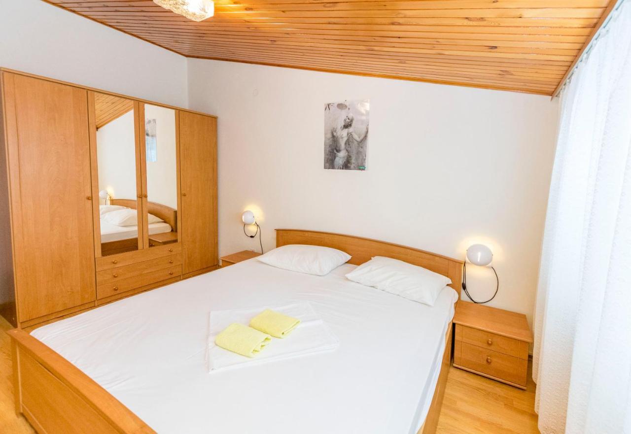 Apartments Jere Proto Primosten Exterior photo